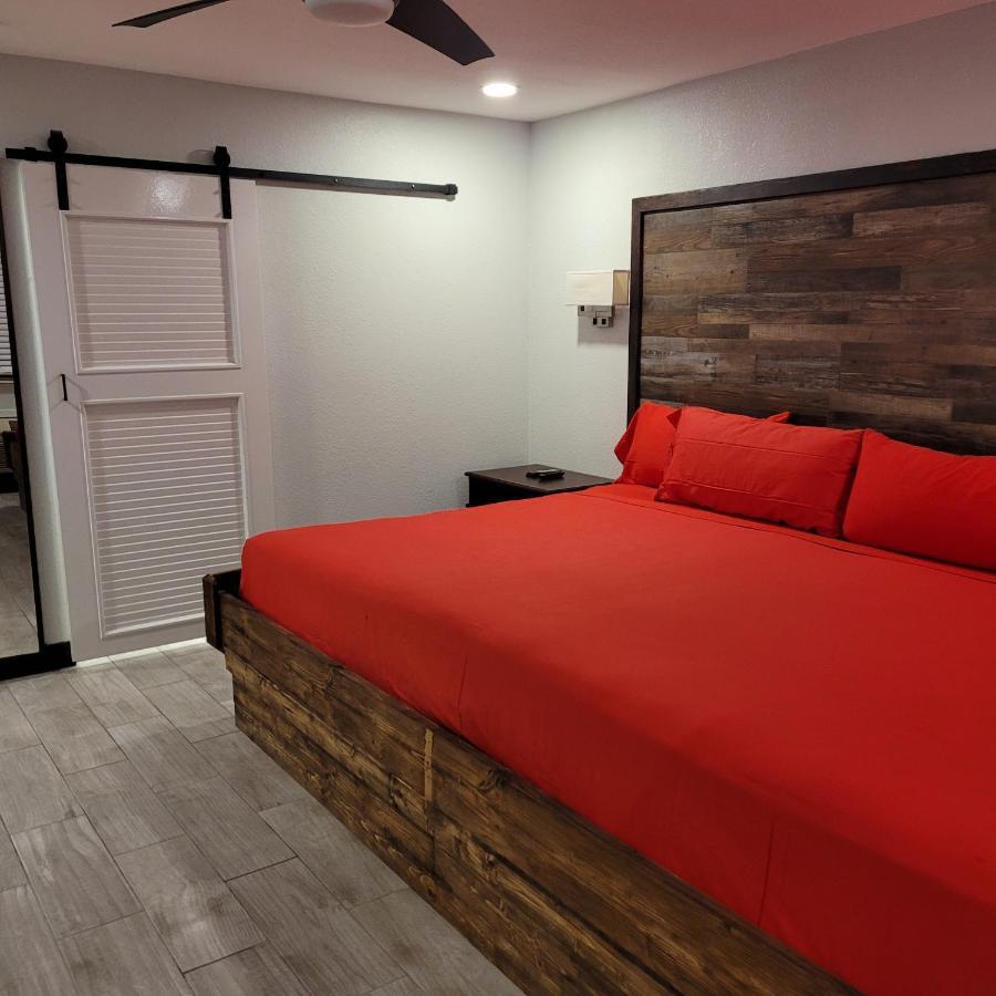Pinetop Studio Suites 외부 사진