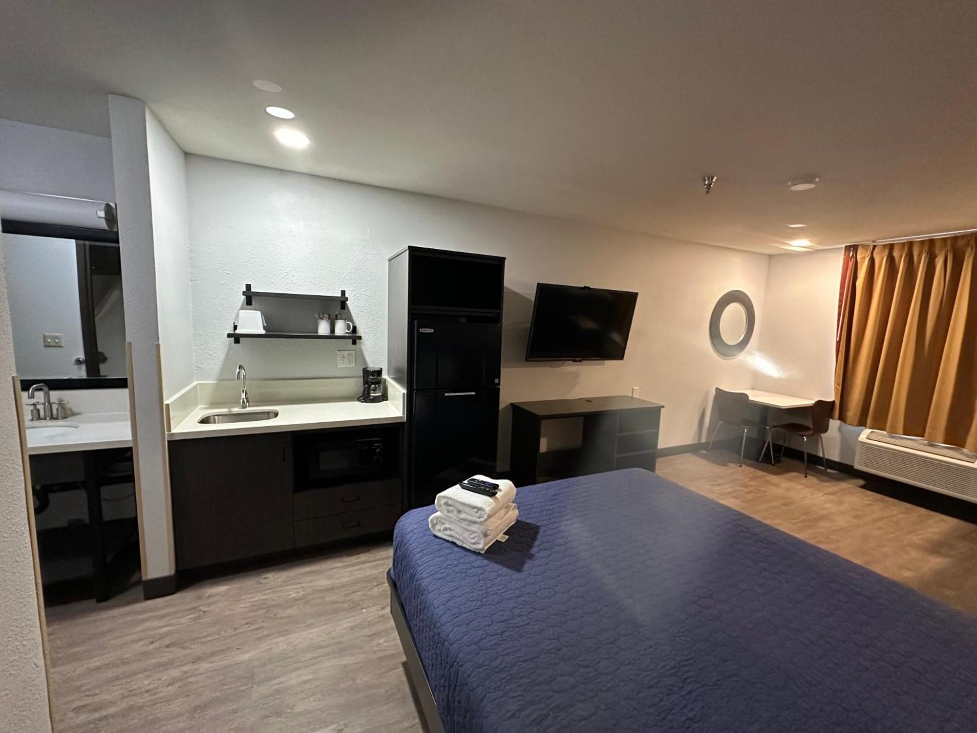 Pinetop Studio Suites 외부 사진
